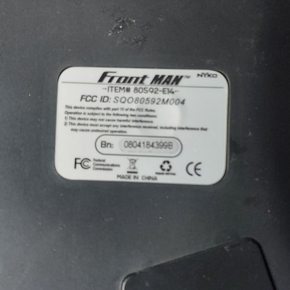 Nyko Front Man PlayStation 2 Guitar Model 80592-E14-0611 Red & Black PS2 - Picture 4 of 8